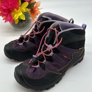 Keen Purple Black High Top Hiking Shoes Boots 5 KET6207D